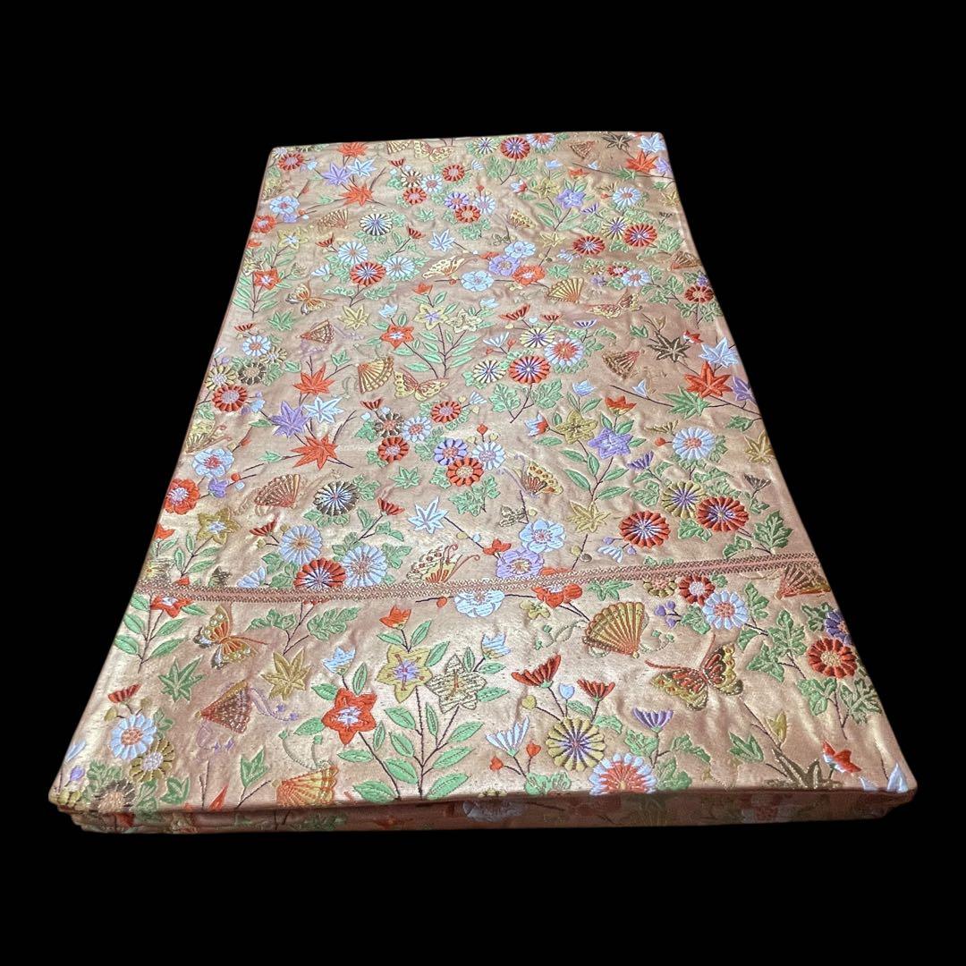 【美品】六通柄袋帯　吉祥文様　金糸　振袖　黒留袖　色留袖　訪問着　フォーマル