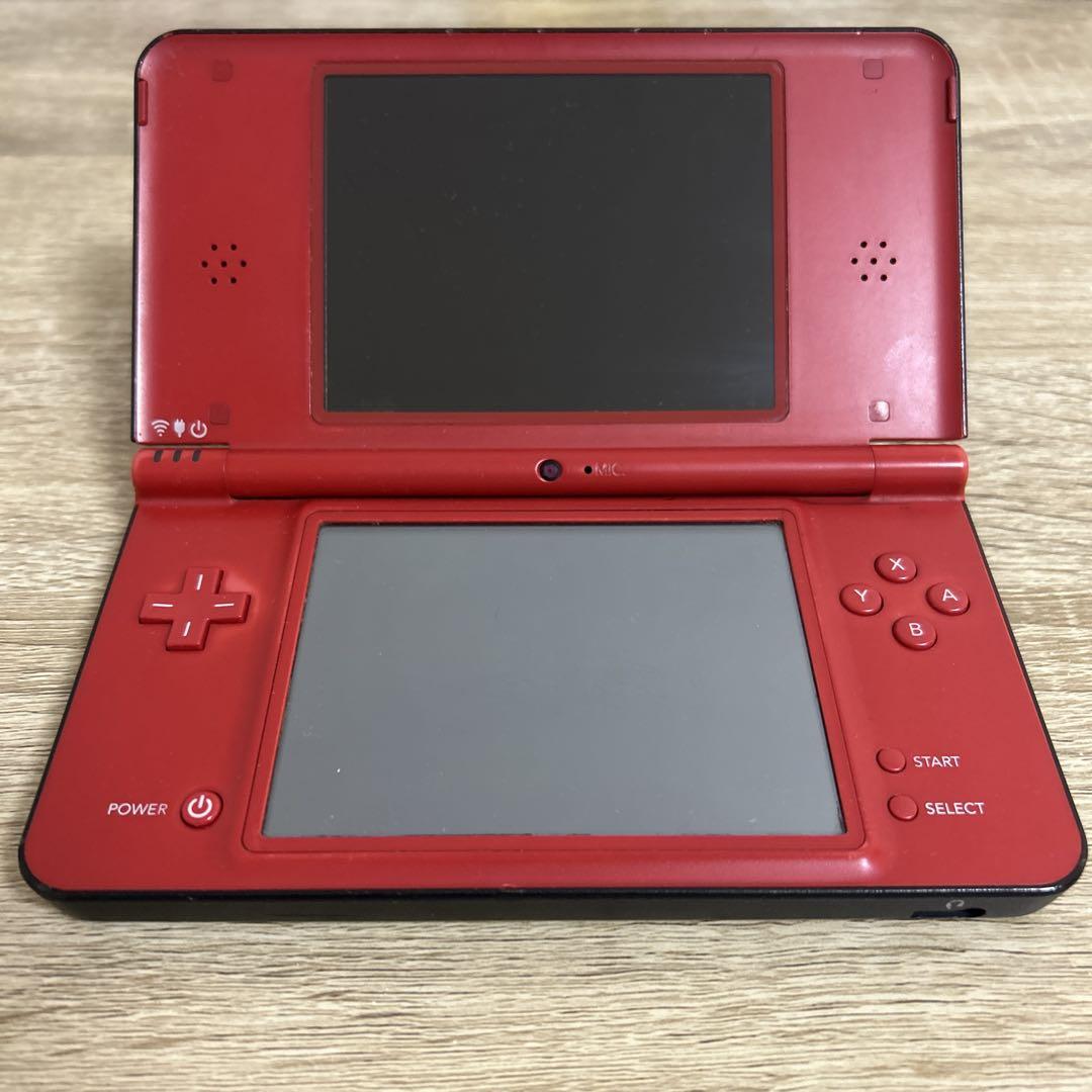 任天堂DSILLマリオレッド