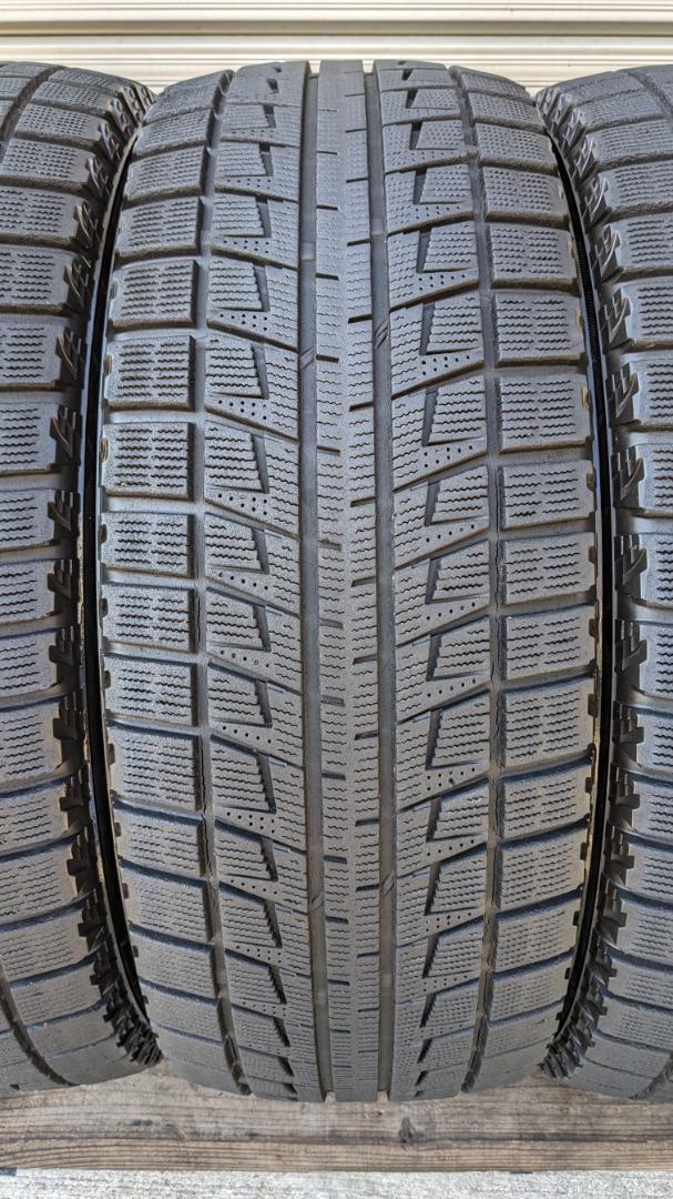 新作入荷新作 BS タイヤ 4本 BLIZZAK REVO2 TIEH2-m51018511783 225 55R18 スタッドレス 100%新品新作