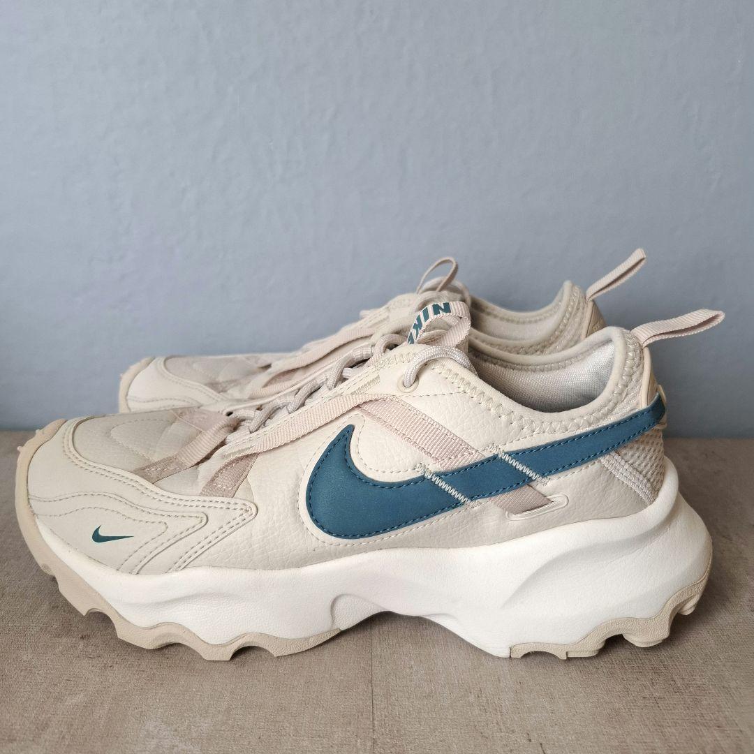 25cm】NIKE TC7900 レアカラー DD9682-110 美品 - メルカリ