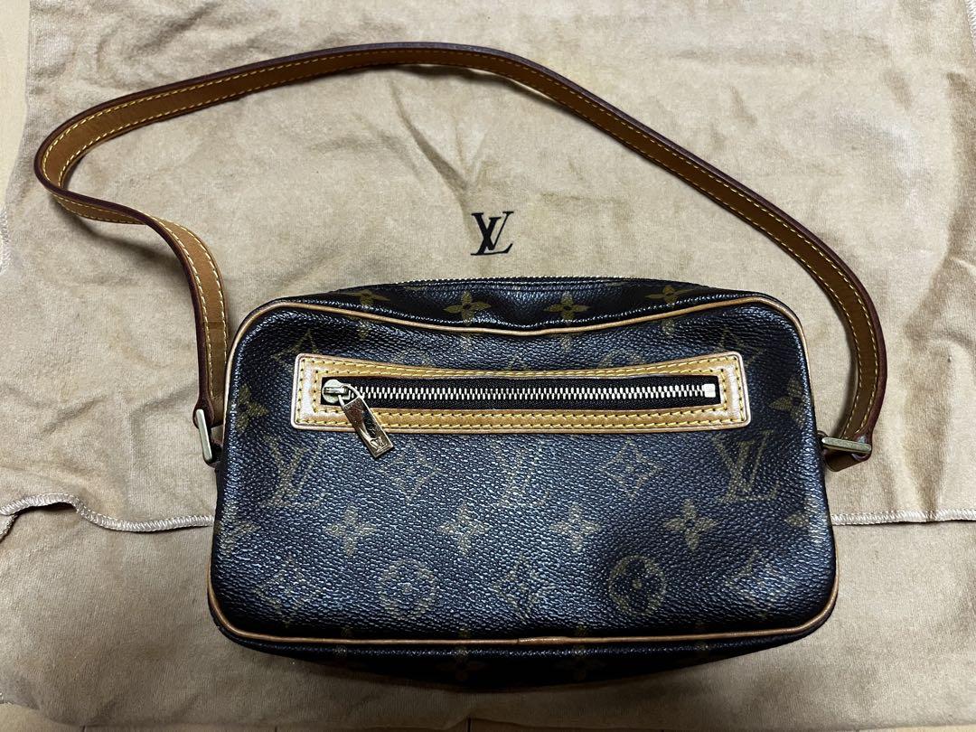 Louis Vuitton ダークブラウン ショルダーバッグ