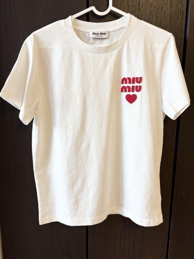 miu miu ホワイト 半袖Tシャツ ハートマーク付き