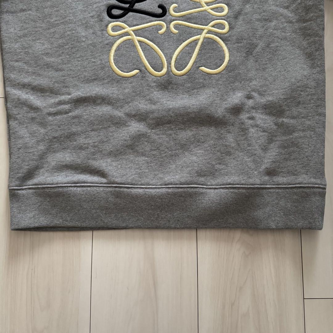 LOEWE グレー トレーナー ロゴ刺繍
