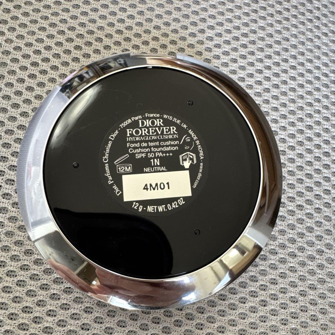 ファンデーション Dior Forever Cushion Foundation 4M01