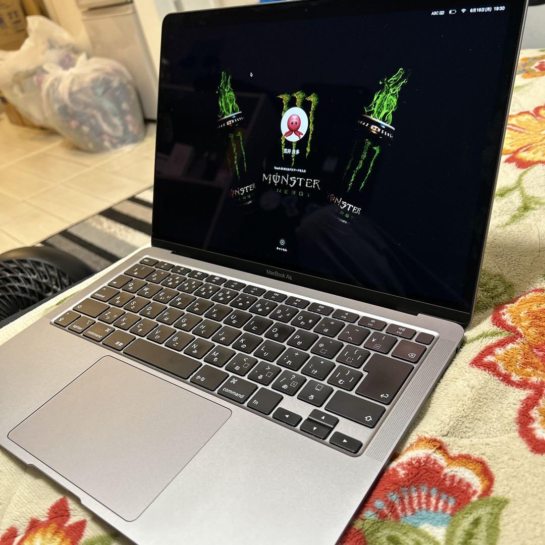 MacBook Air 2020 13インチ　251GB スタンド付き