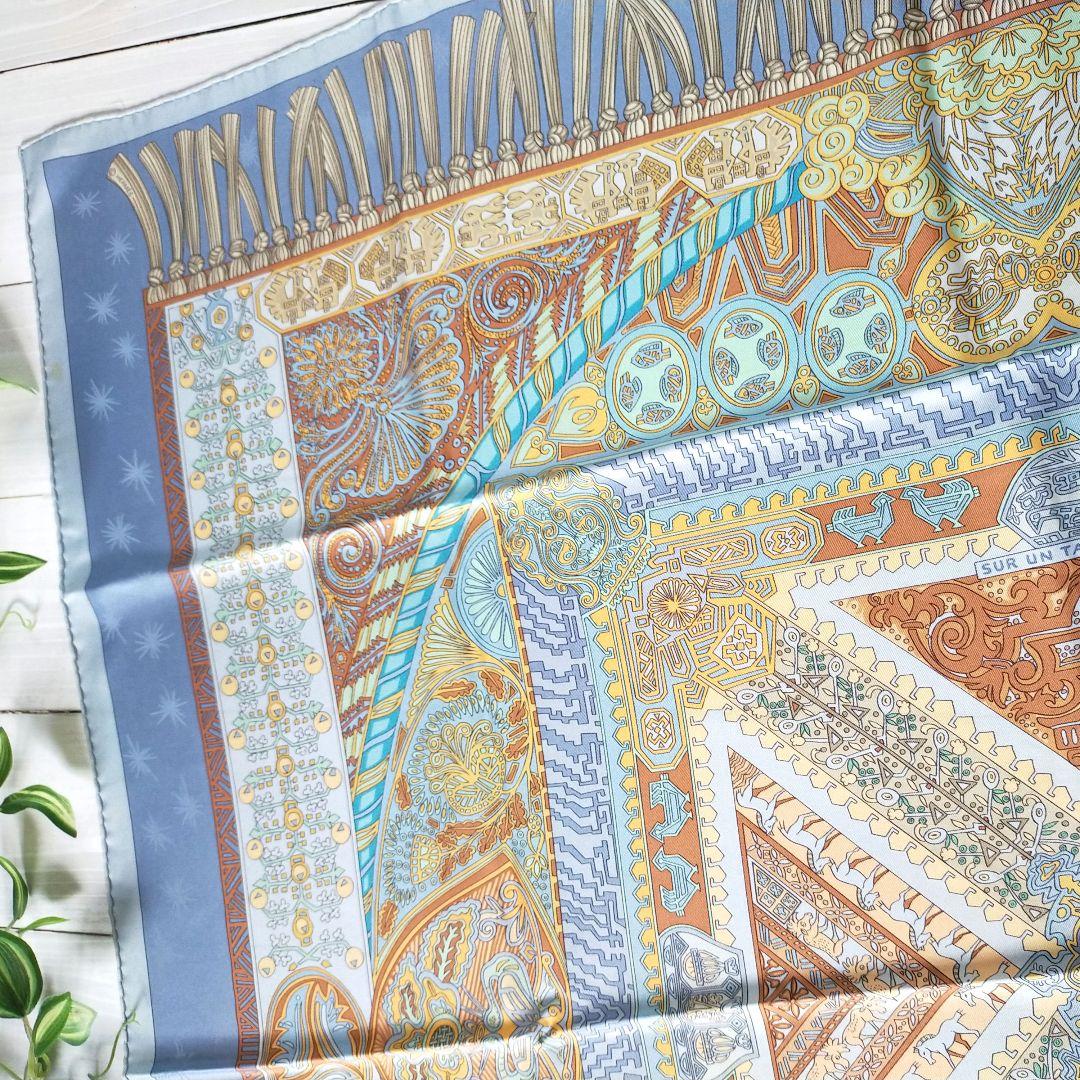 HERMES　空飛ぶ絨毯に乗って 　スカーフ カレ 90