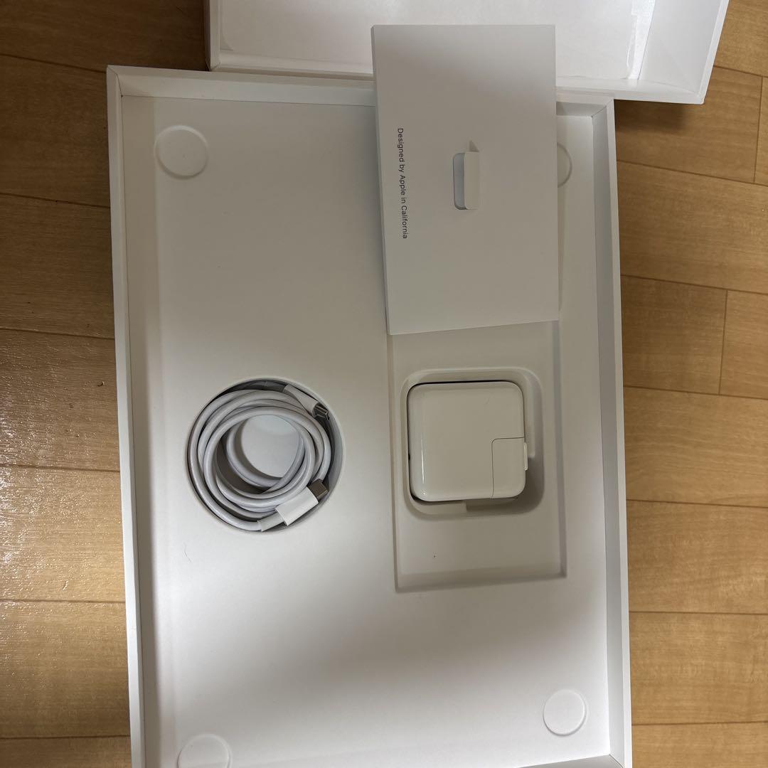 C*m様 Apple MacBook Air 13インチ