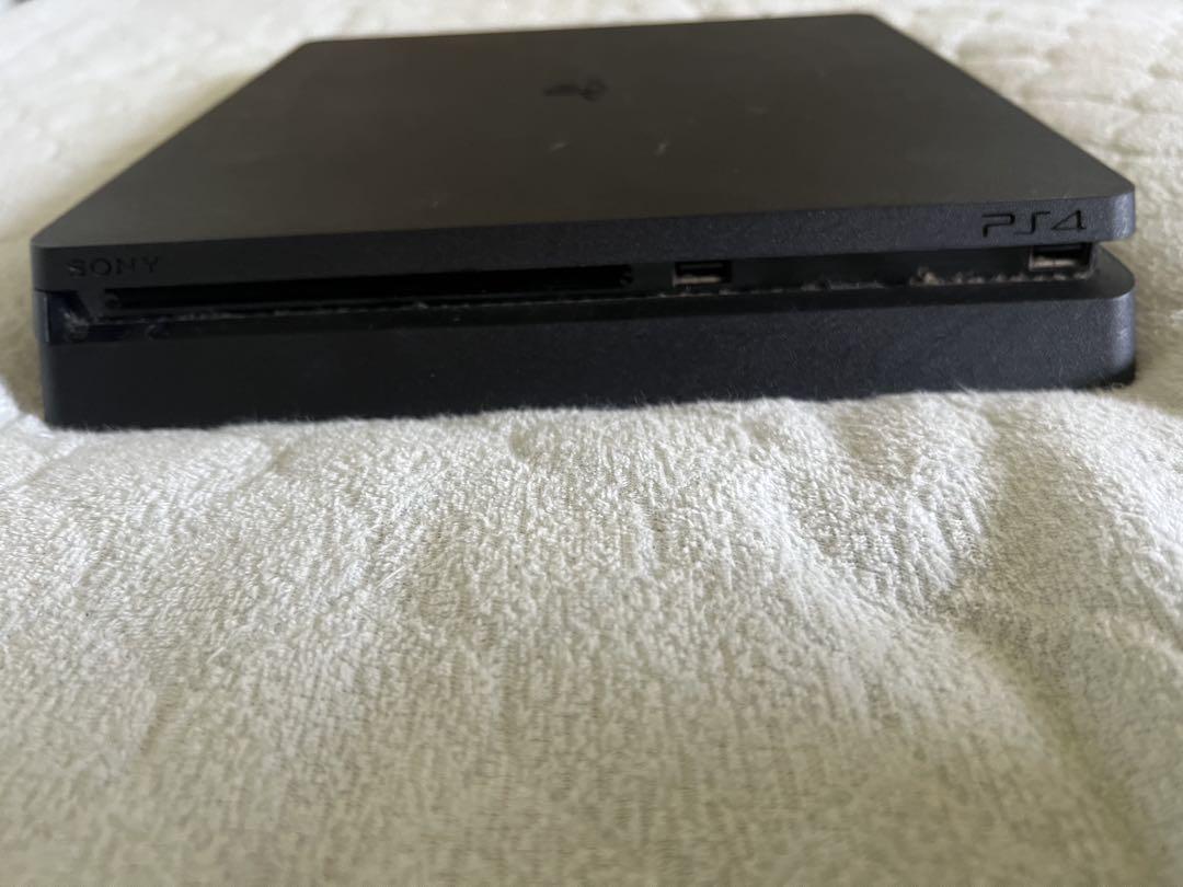PS4 本体 ブラック スリムデザイン
