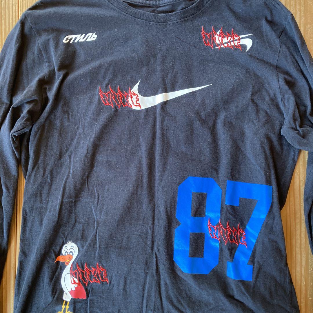 Nike HERON