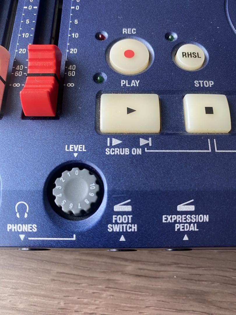 KORG D16 マルチトラックレコーダー V3.12