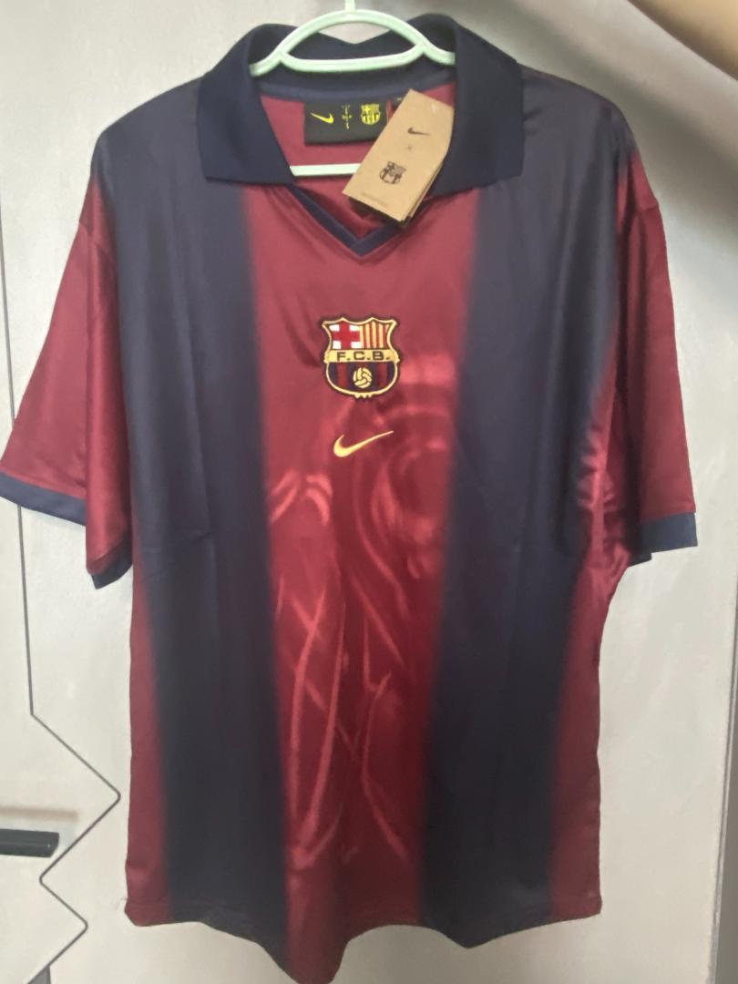 【美品】バルセロナ共同ブランドレトロスペシャルエディション 24-25