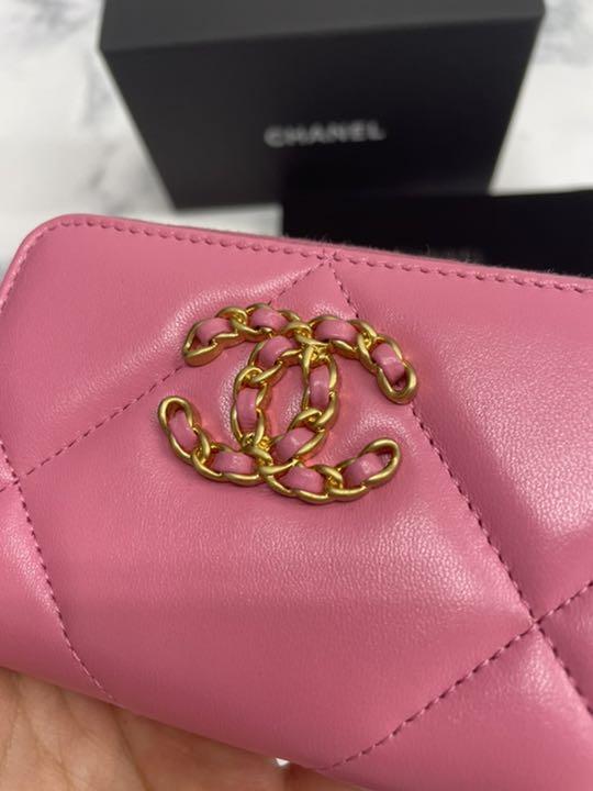 新品未使用 CHANEL 19 ジップ ラウンドコインパース ラムスキン
