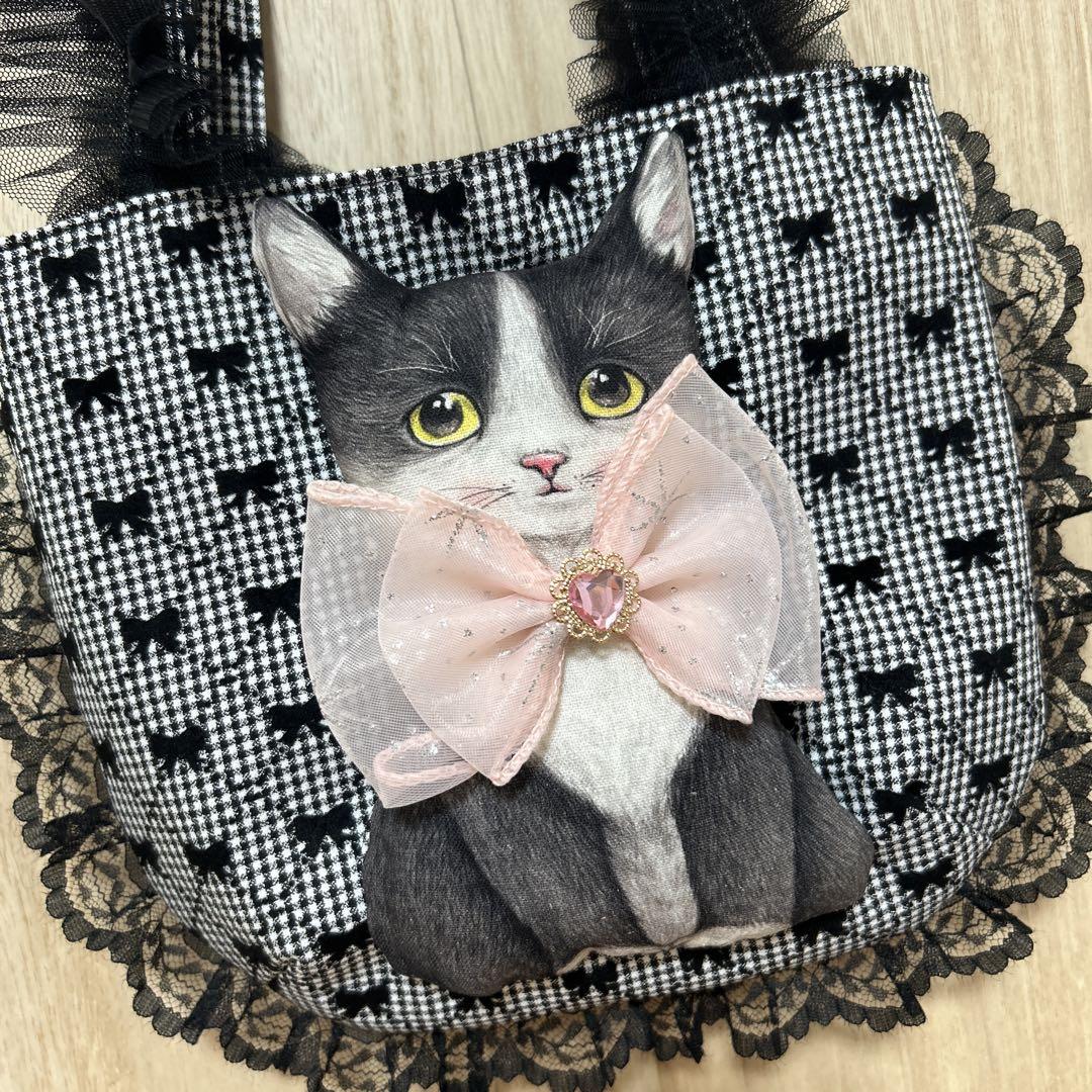 ゆ*ら様 ふりふりフリル　ブルーヒョウ柄サバ猫ちゃん　コヤンイサムチョン　トート 307236 コヤンイサムチョン フリルトートバック るみちゃん