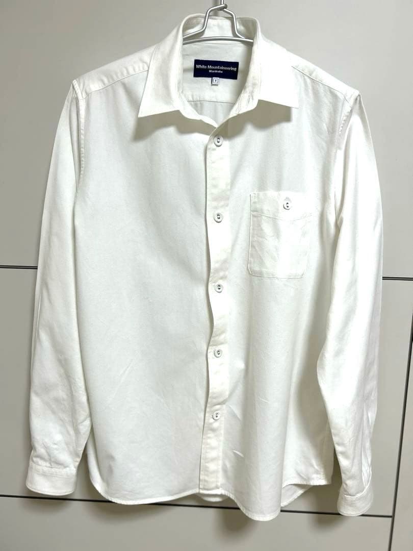 ホワイトマウンテニアリング ワードローブ白シャツ　サイズ2