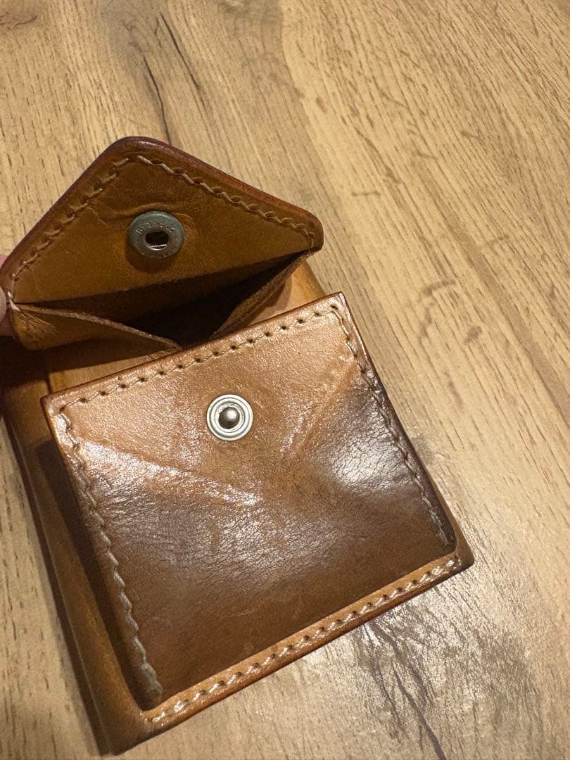 Hender Scheme 三つ折り財布 mdprevattcaulkingandwaterproofing.com