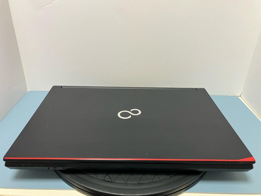 Windowsノート本体 Fujitsu LIFEBOOK A576/TX i5 6360U 8GB