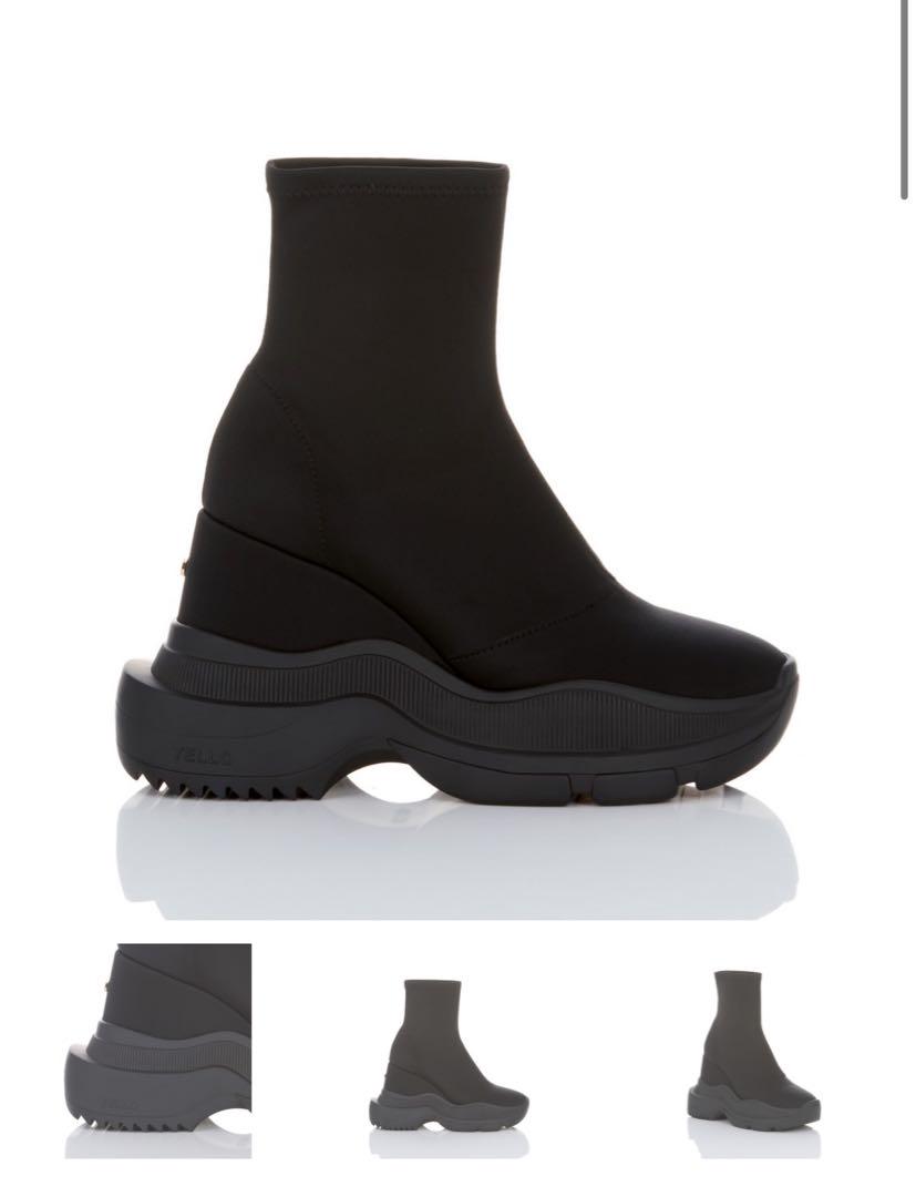 TOKYO BLACK DOUBLE SNEAKER SHORT BOOTS