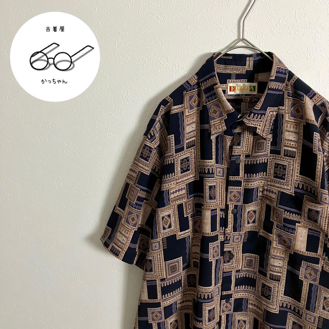 半袖シャツ 柄シャツ 総柄 レトロ ベージュ ネイビー Lサイズ 古着 半袖シャツ 柄シャツ 総柄 レトロ ベージュ ネイビー Lサイズ 古着