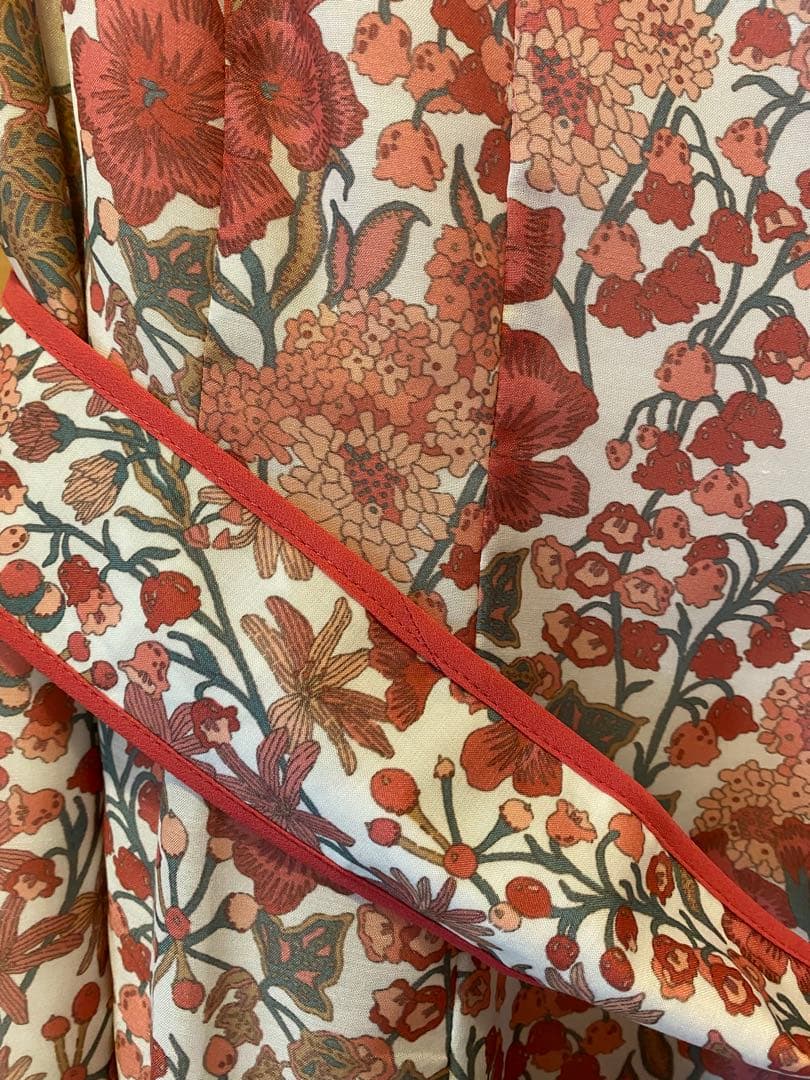 花柄リバティ柄ノースリーブフレアスカート　新品未使用紙タグ付き