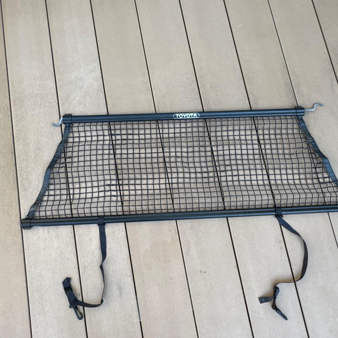 TOYOTA ハイラックスサーフ　ネット収納