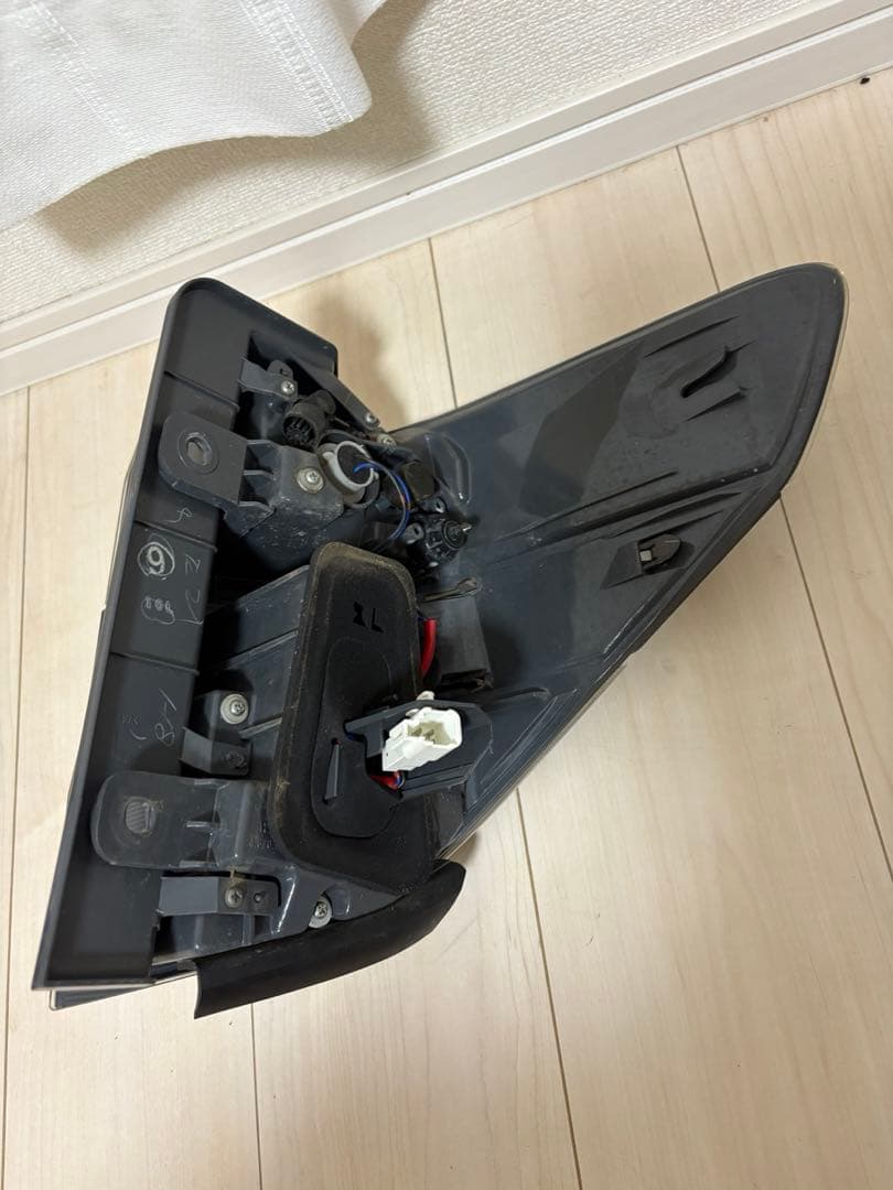 20ヴェルファイア テールランプ 20ヴェルファイア テールランプ