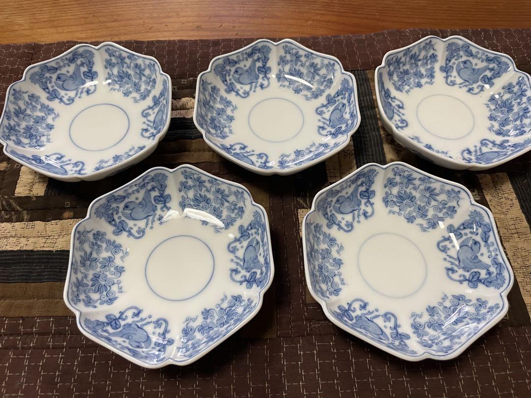 新品未使用　有田焼　深川製磁　花鳥唐草柄の八角形小鉢5個セット