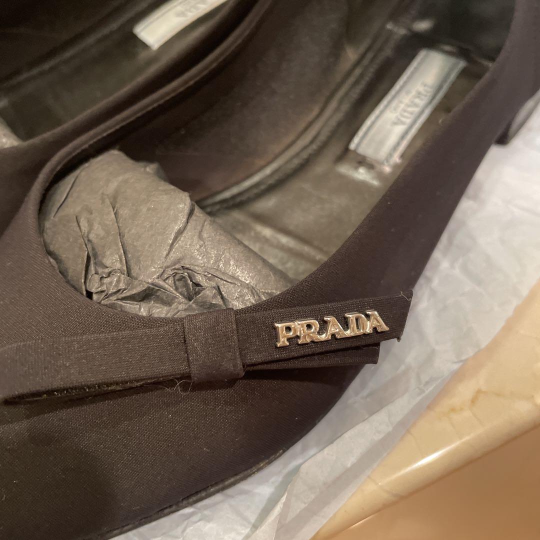 PRADA ポインテッドリボンパンプス