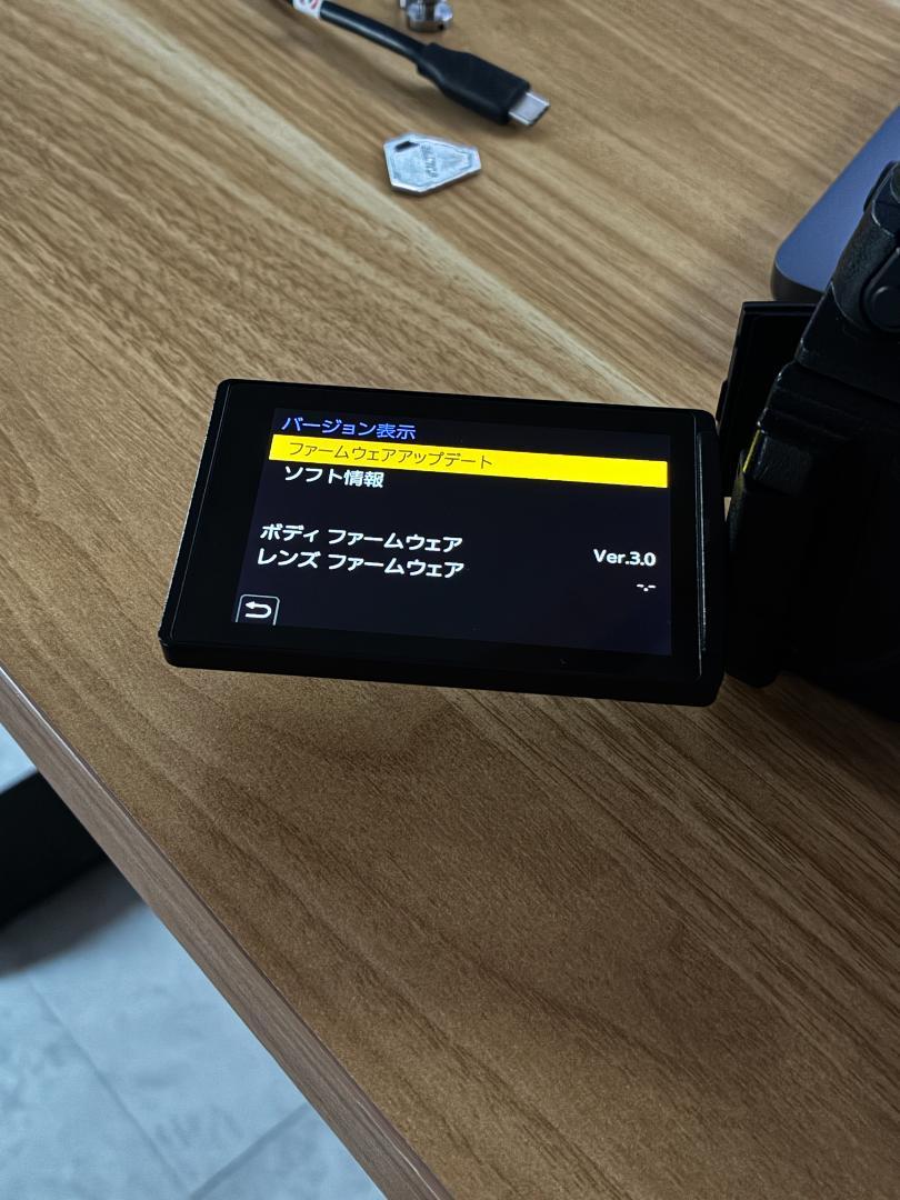 値下げLUMIX GH6 ミラーレス一眼 予備バッテリー4個 フルケージ付 美品