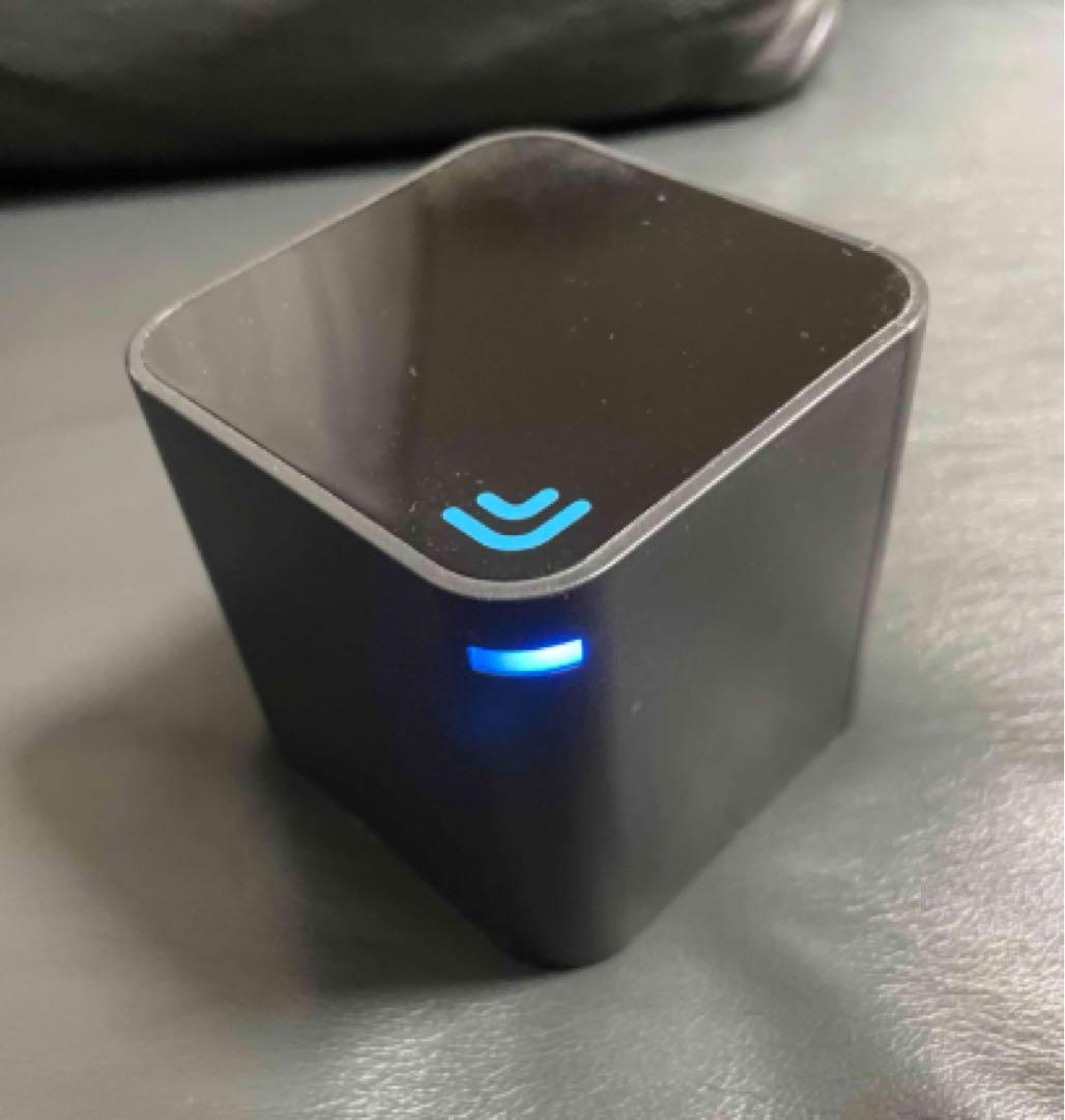 ネットワーク機器 黒い立方体