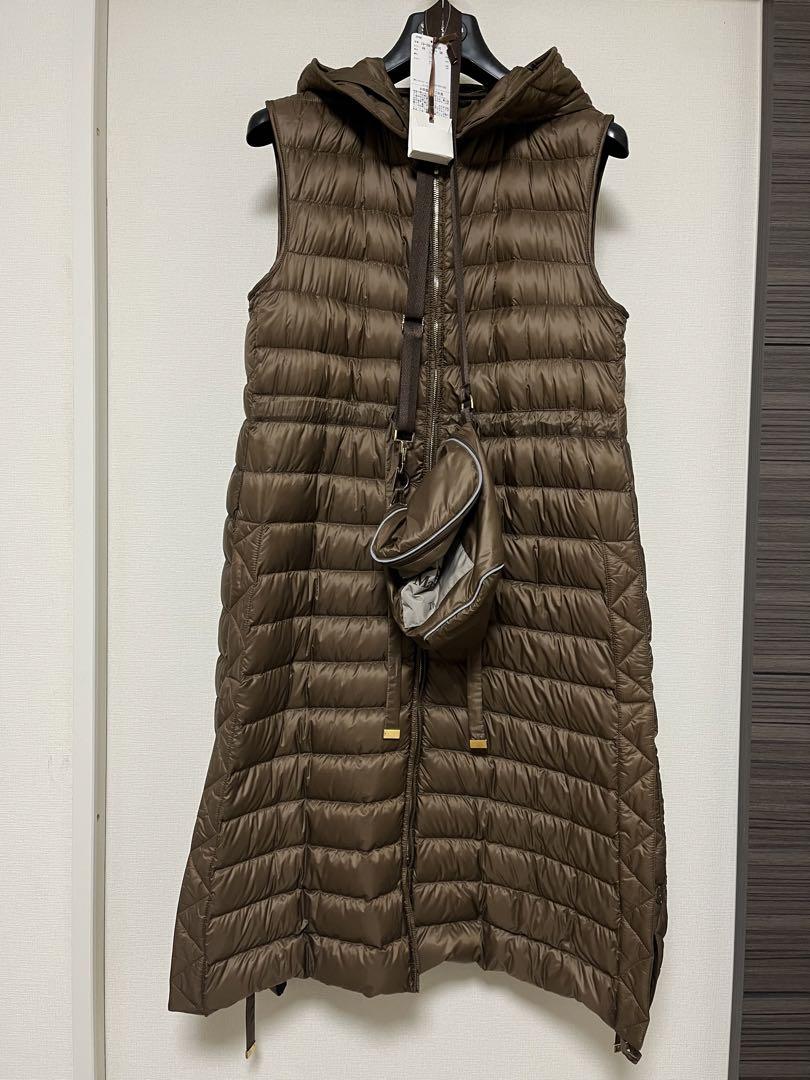 MaxMara マックスマーラ ロングダウンジレ MaxMara マックスマーラ ロングダウンジレ