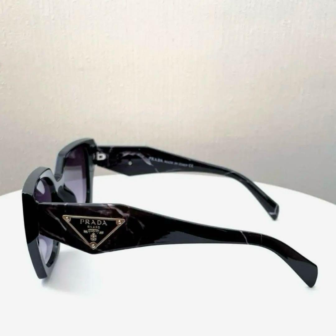 PRADA サングラス　メガネ　メンズ　レディース　ユニセックス　プラダ　ロゴ