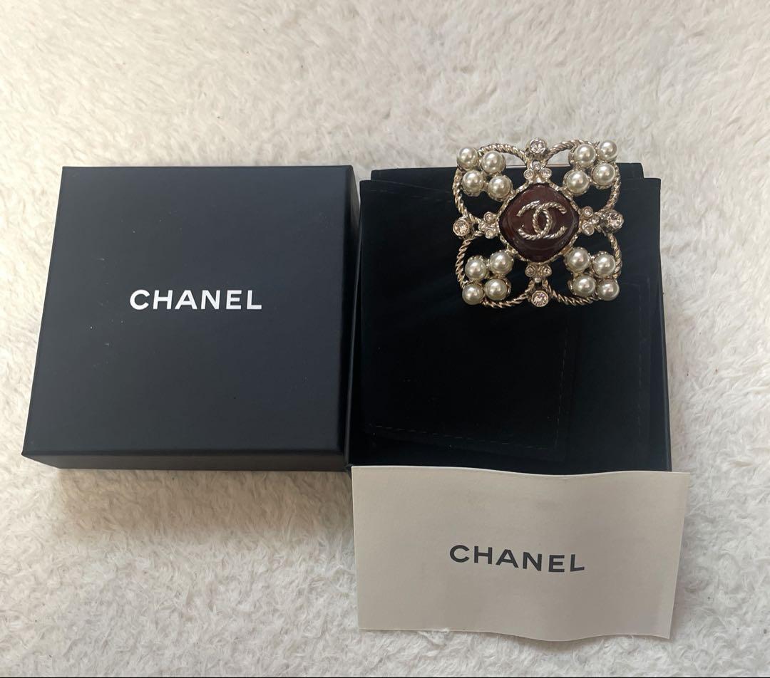 CHANEL
