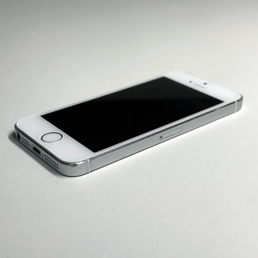 超美品IPhone 5s 64gb ソフトバンク シルバー ムスビー｜☆中古美品 iPhone 5s 64GB シルバー 送料無料 エコモ