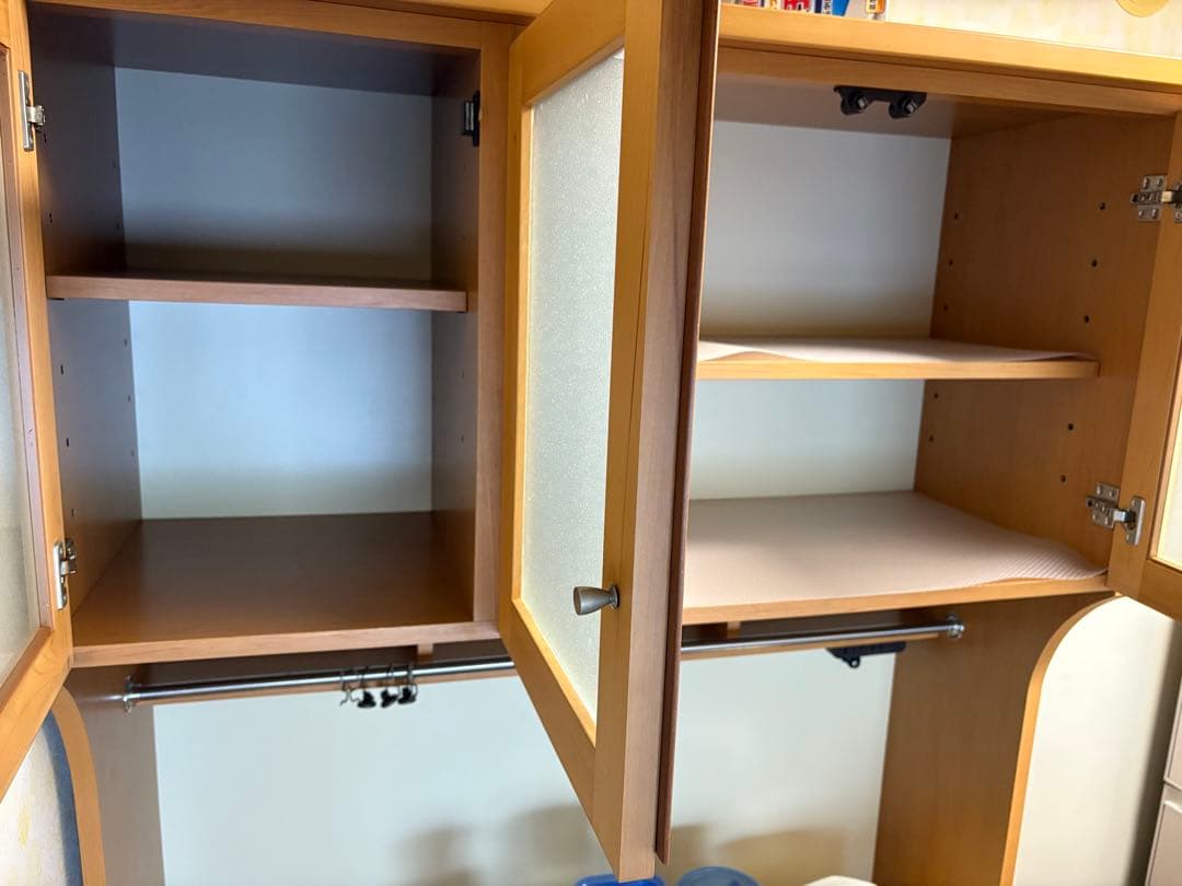 7/19まで!直接引取 東馬家具 食器棚 木製 レンジボード タイル貼り 7/19まで!直接引取 東馬家具 食器棚 木製 レンジボード タイル貼り