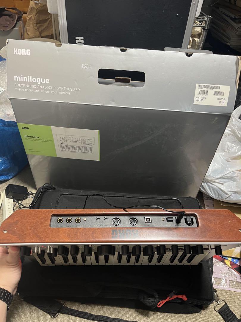 Korg Minilogue シンセサイザー　コルグ　ミニローグ
