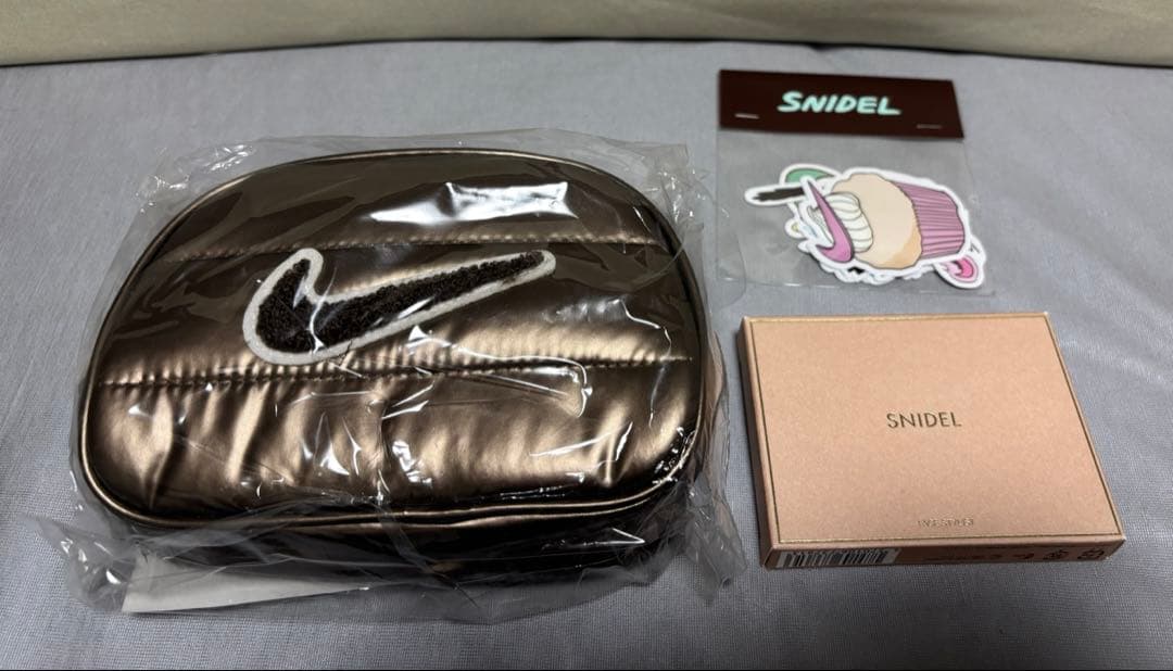 スナイデルビューティー ナイキコラボ フェイススタイリストSNIDEL BEAUTY