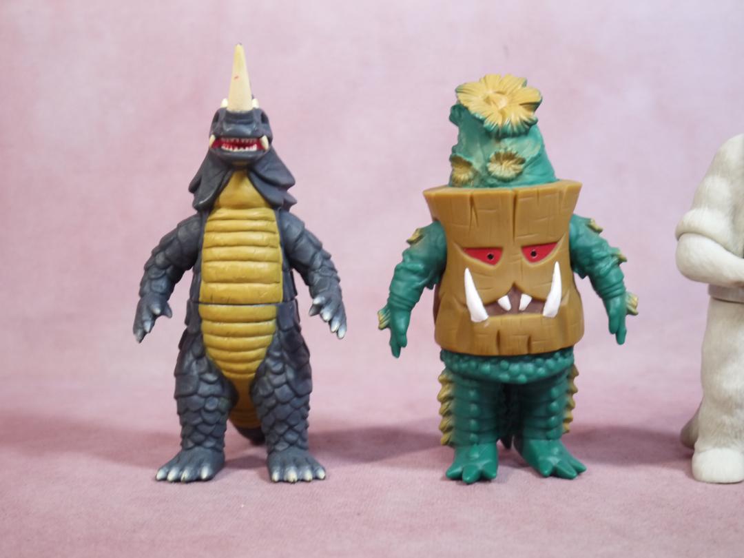 入荷now 買えない ウルトラ怪獣シリーズ500 モチロン ラゴン イカルス星人 ホー 特撮