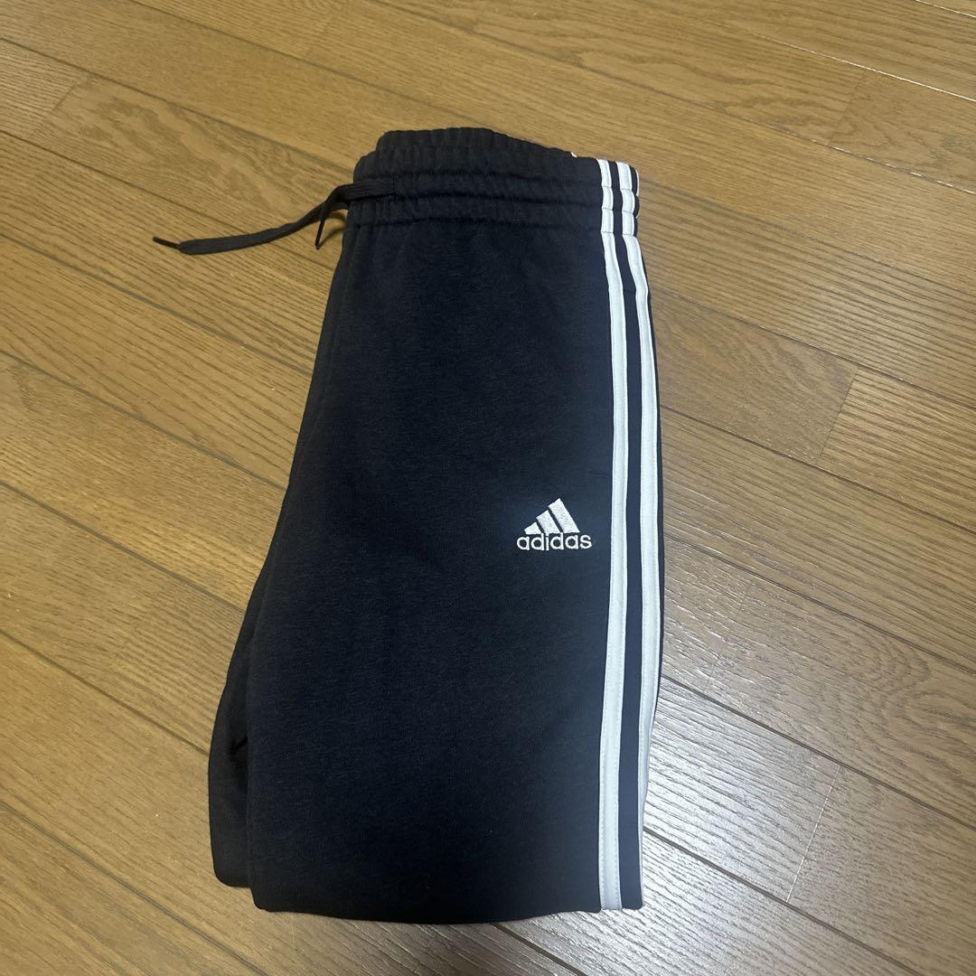 adidas スウェットパンツ