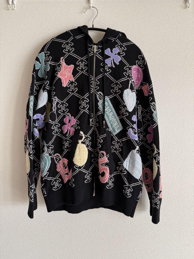 【100%正規品】新品未使用 CHANEL フード付きパーカー