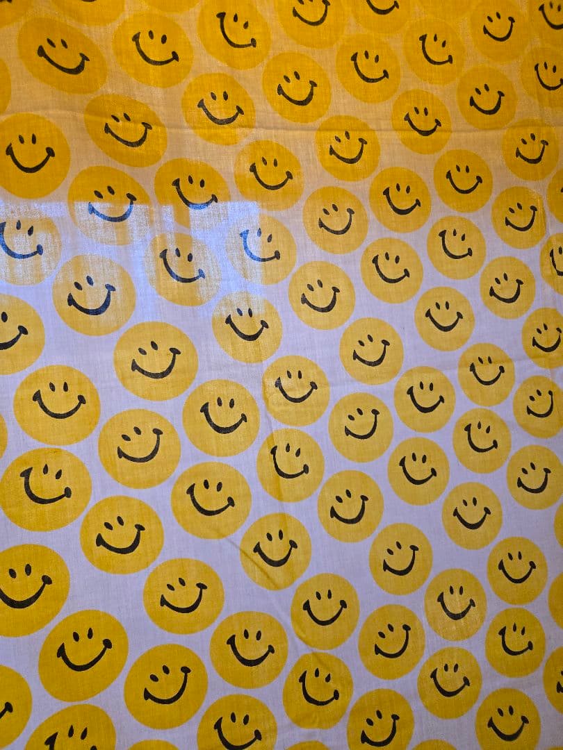 スマイル ニコちゃん ヴィンテージシーツ傷や汚れあり