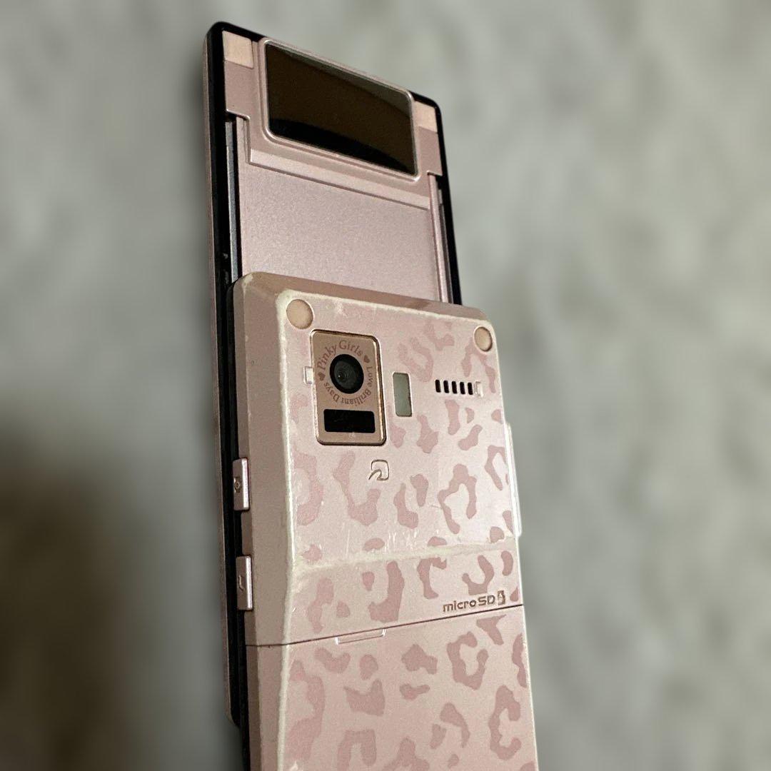 docomo フリップフォン 渋谷109 ガラケーF-04C 平成ギャル