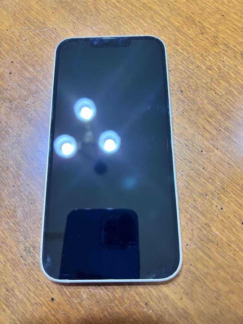 Apple iPhone 13 ホワイト 本体