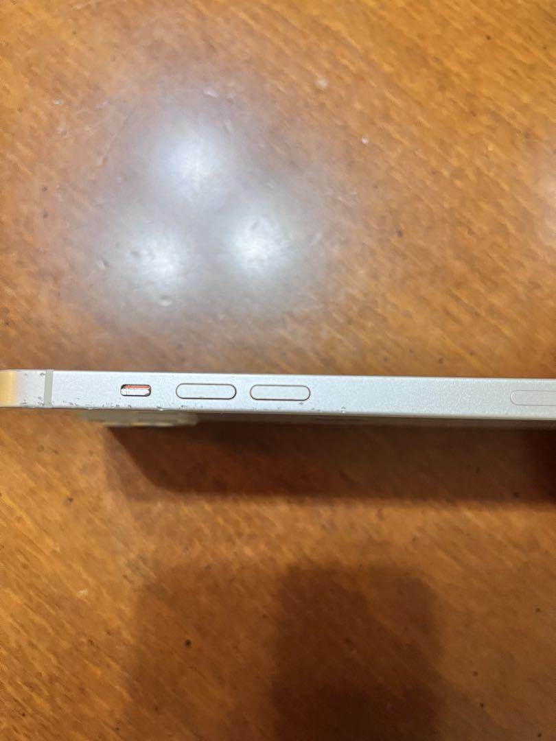 Apple iPhone 13 ホワイト 本体