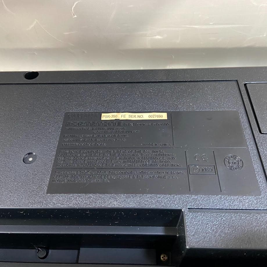 ヤマハ YAMAHA PSR-350 PORTATONE 電子ピアノ 61鍵盤 ヤマハ YAMAHA PSR-350 PORTATONE 電子ピアノ 61鍵盤
