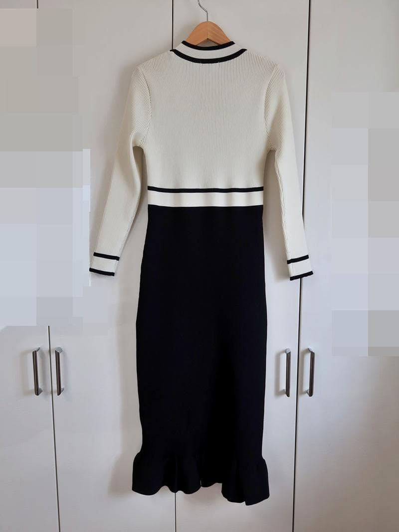 __【プロフ必読】 ■ ウォッシャブルタイトニットドレス■バイカラー