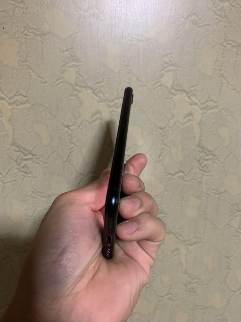 iPhone SE 3 64GB SIMフリー