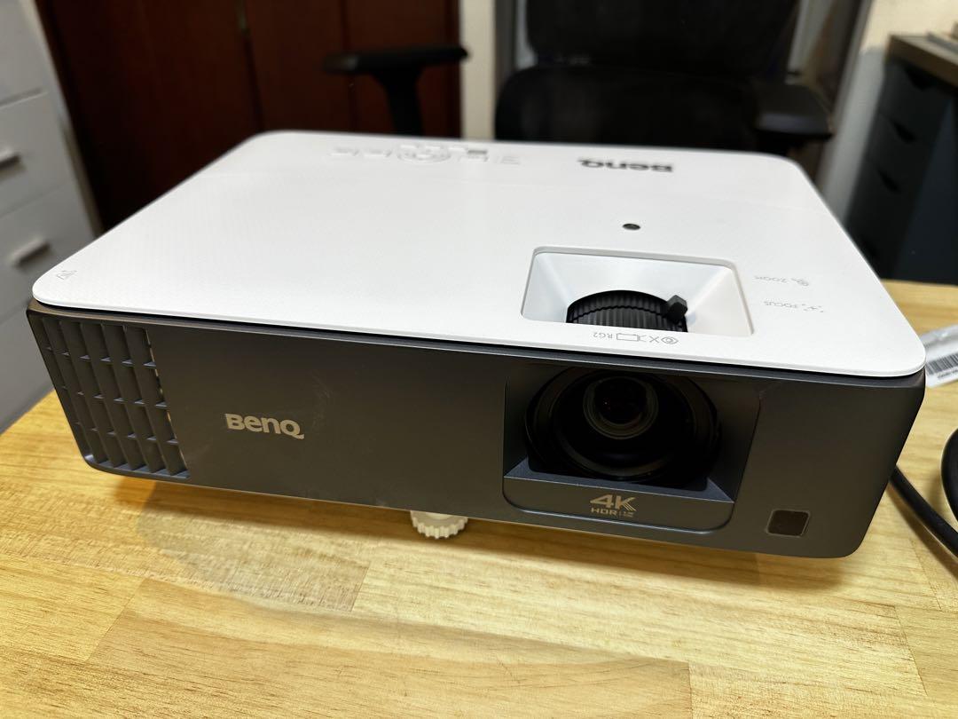 BenQ TK700sti ゲーミングプロジェクター