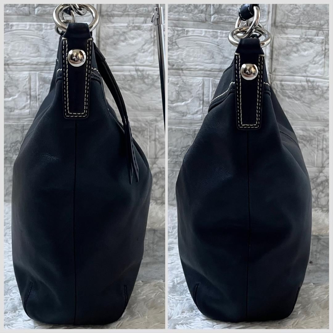 美品 COACH コーチ☆シボ革 ロゴ型押しショルダーバッグ レザー ブラック 極美品✨コーチ ワンショルダーバッグ オールレザー ロゴ型押し
