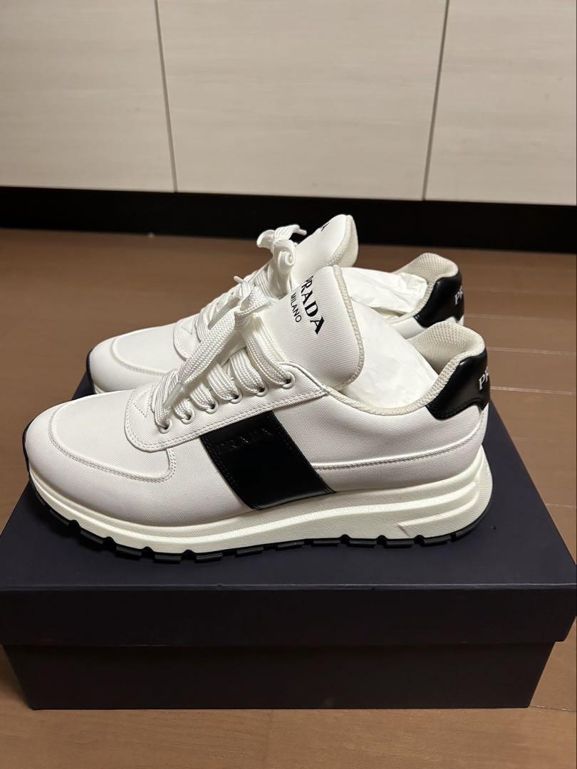 プラダ PRADA スニーカー