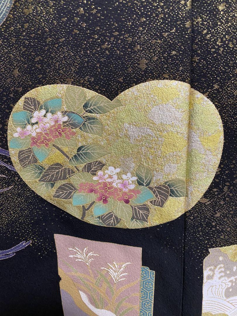 黒留袖 リメイクロングワンピースるドレス 鶴と松の刺繍 - メルカリ